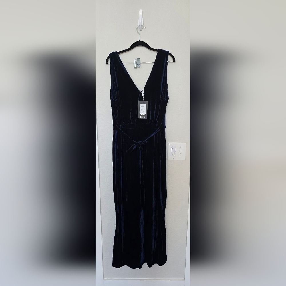 NWT Collectiff Angel Velvet Dress - Picture 2 of 7